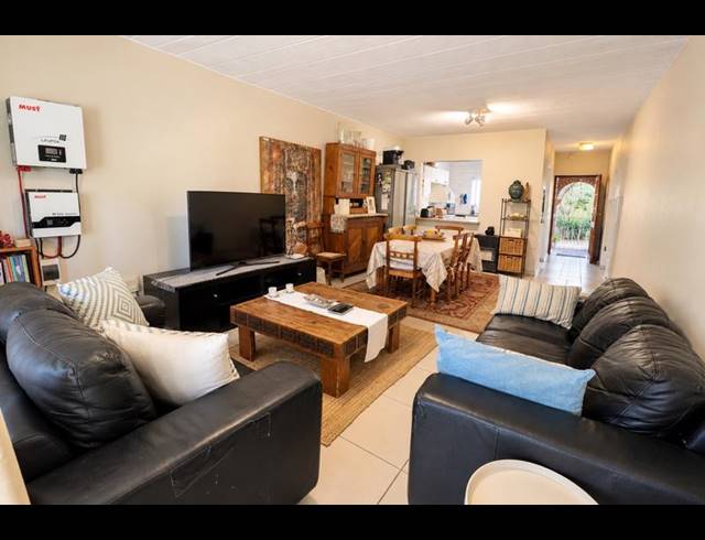 2 BEDROOM APARTMENT FOR SALE IN NORTHGATE